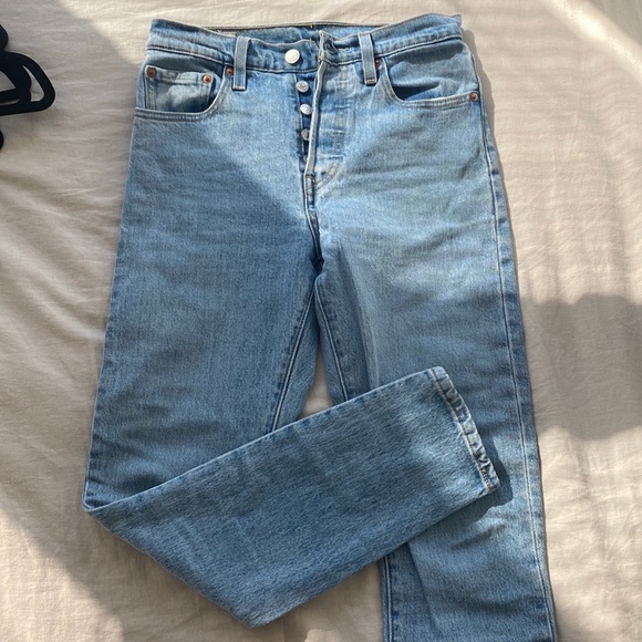 Levi’s 501 - Picture 1 of 4